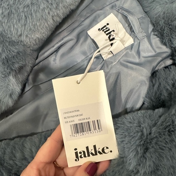 NWT faux fur Jakke coat. Size S - Picture 6 of 7